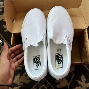 All White Classic Slip on Vans Size 9